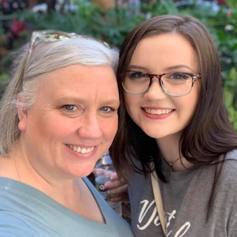Meet your Posher, Denise